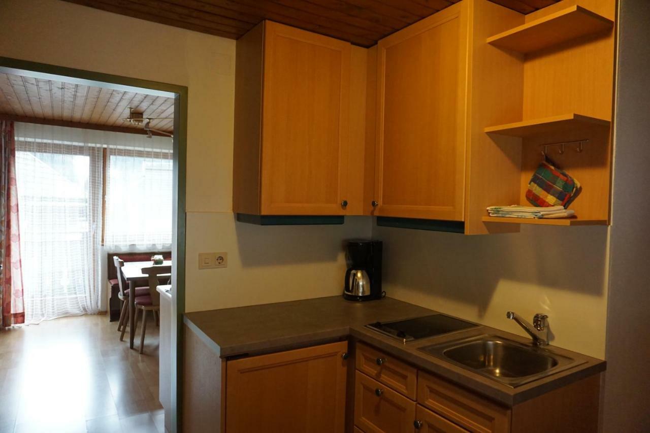 Apartamento Haus Waldblick Weissensee Exterior foto